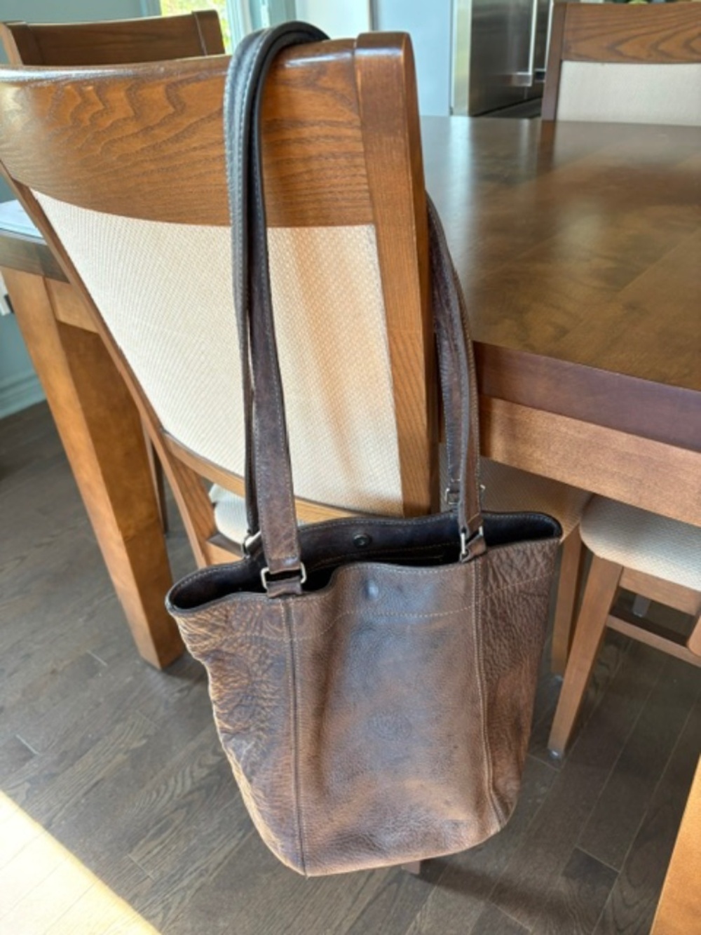 ROOTS vintage bubble grained leather shoulder tote bag dark brown